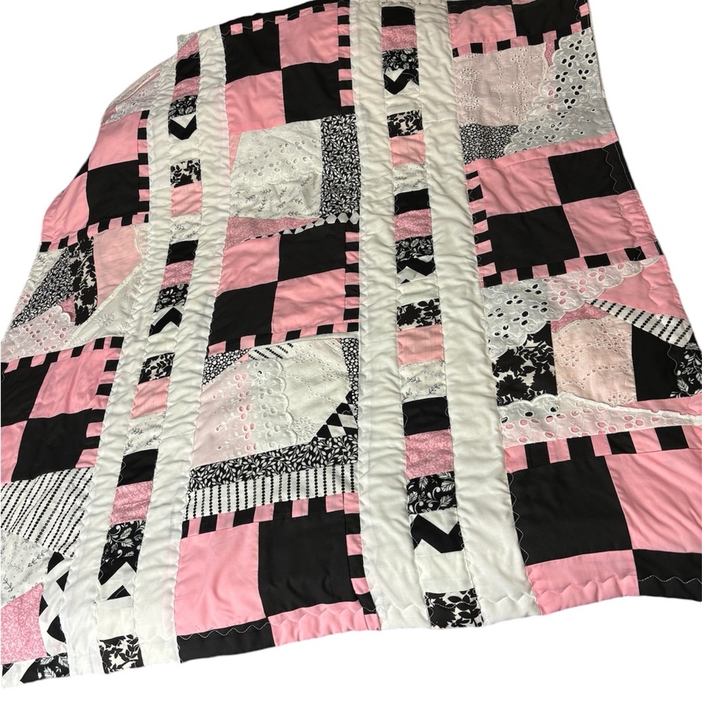 Baby or lap quilt. 36”x39” approx. pink white black and lace - Picture 11 of 14